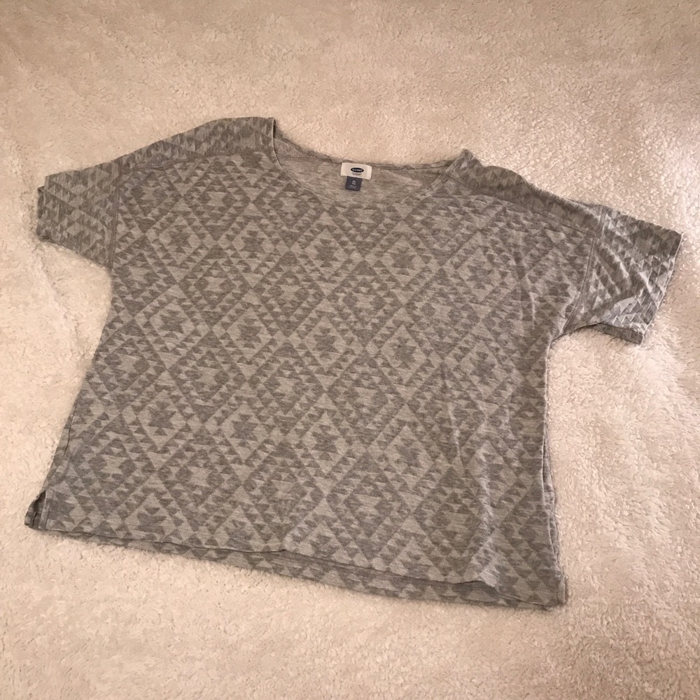 Old Navy Gray Tribal Print Sweater Material Tee